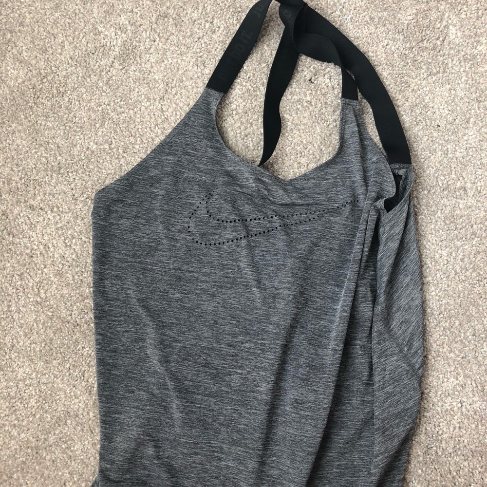 Nike tank